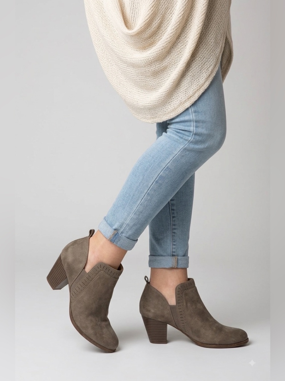 LifeStride Jovie Booties Womens Size 10M Taupe Grey Laser Cut Heeled Ankle Boots